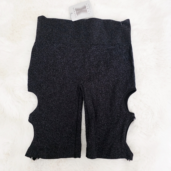 Savage X Fenty🩶Bawdy Double Knit Bike Shorts SIZE L - Picture 7 of 9